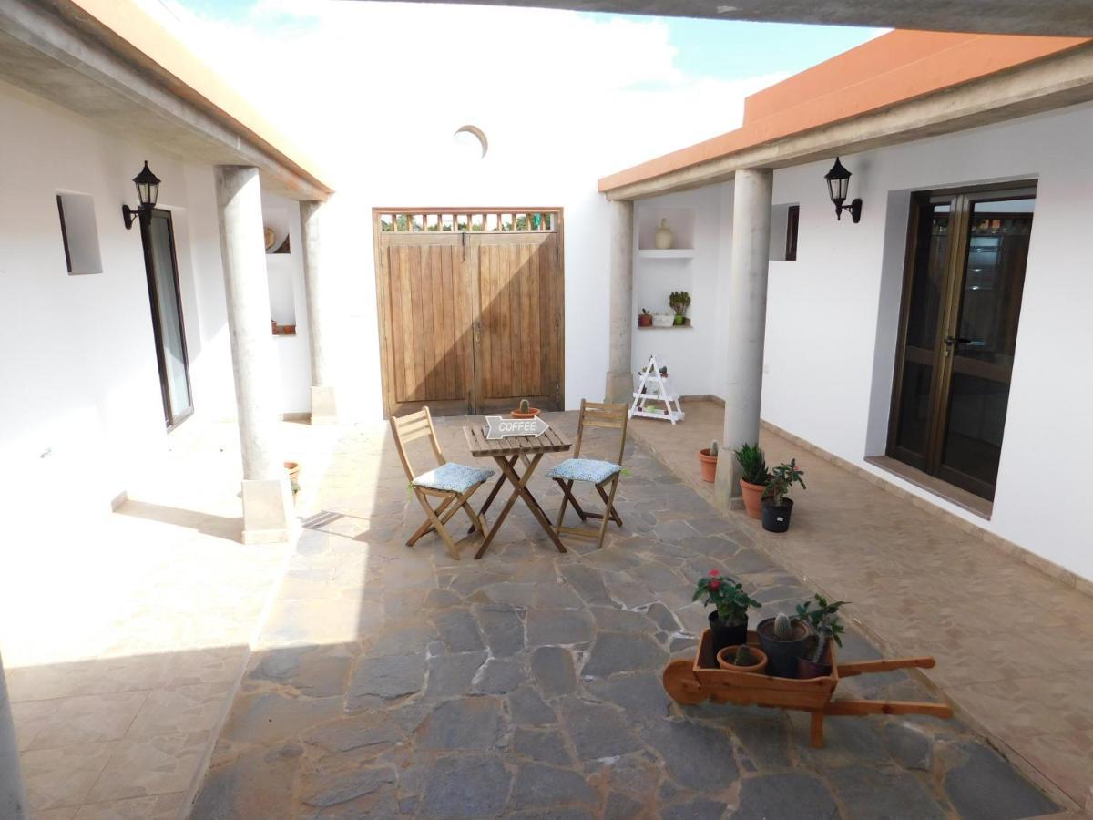 Casa La Florida Villa Tuineje Exterior photo