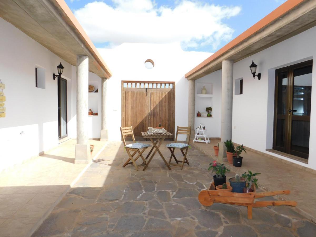 Casa La Florida Villa Tuineje Exterior photo